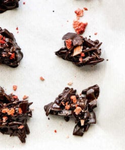 Featured image for dark chocolate keto clusters recipe